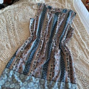 Cute little summer dress.